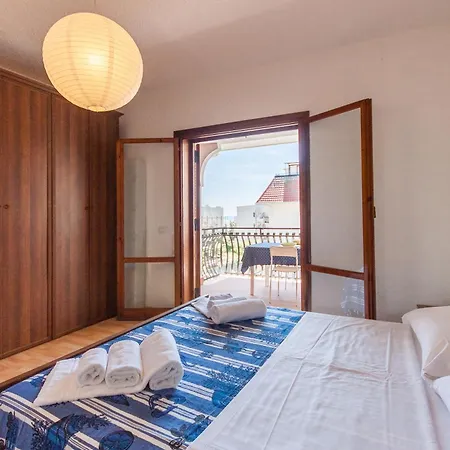 Apartment Baia Degli Dei Bilo Close To Taormina And Trilo Close To Taormina- Happy